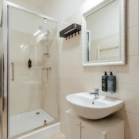 Aparthotel Botanicky Dvor 3*