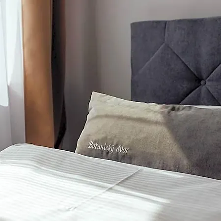 Botanicky Dvor アパートホテル Banská Štiavnica