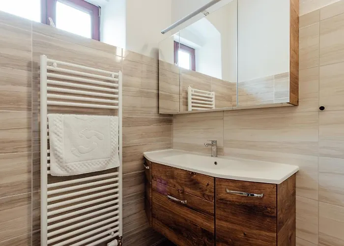 Botanicky Dvor 3* Banska Stiavnica