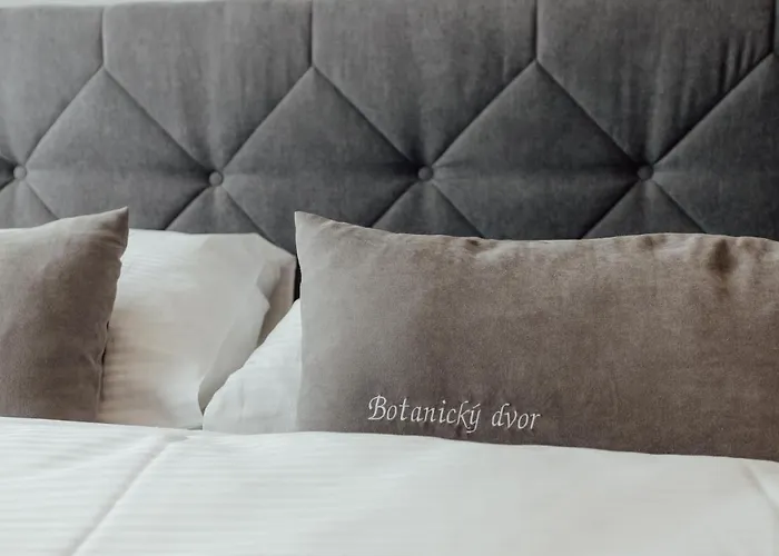 Botanicky Dvor Aparthotel Banska Stiavnica