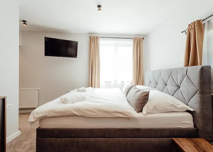 Aparthotel Botanicky Dvor 3*