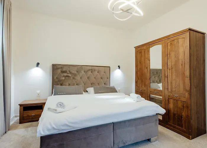 Botanicky Dvor 3* Banska Stiavnica